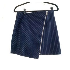 Striped navy mini skirt